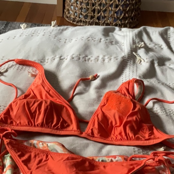 Reversible Colorful Bikini Set - Picture 6 of 7